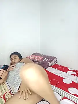 Snapshot of Gissele_Rubi chatting on 12, 3, 2026 Gissele Rubi online show from 12, 3, 2026