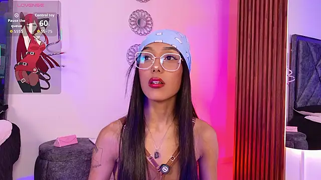 Snapshot of LunaVelour13 chatting on 24, 2, 2026 LunaVelour13 online show from 24, 2, 2026