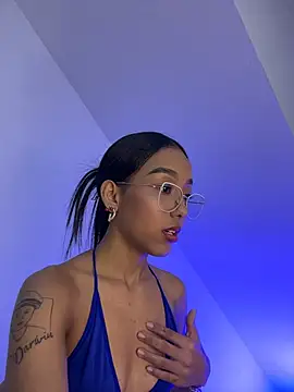 LunaVelour13 online show from 22, 7, 2026