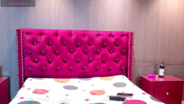 Kinsleybrown online show from 25, 2, 2026