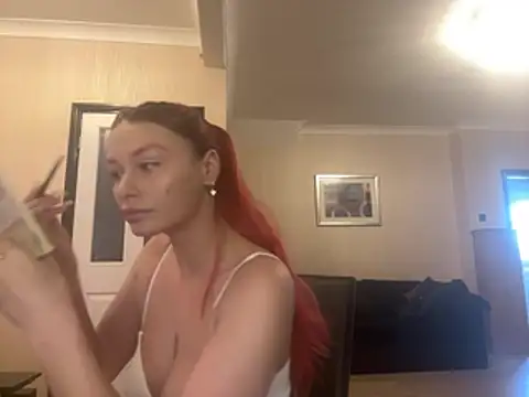 FoxyValentine online show from 19, 4, 2026