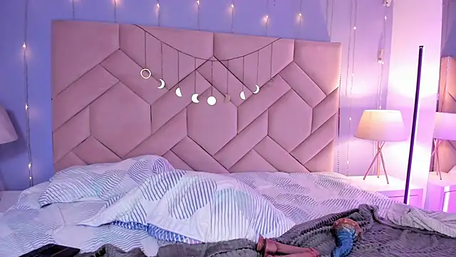 NaeniaDemon  online show from 21, 3, 2026