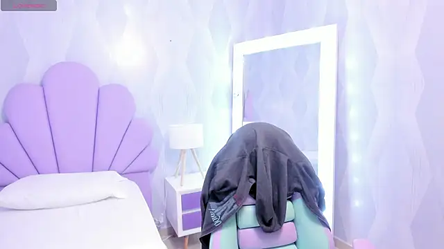 Snapshot of babysophie18_ chatting on 23, 2, 2026 babysophie18 online show from 23, 2, 2026