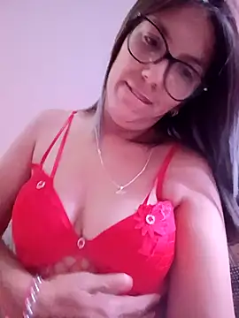 Snapshot of Silreinadorada chatting on 8, 3, 2026 Silreinadorada online show from 8, 3, 2026