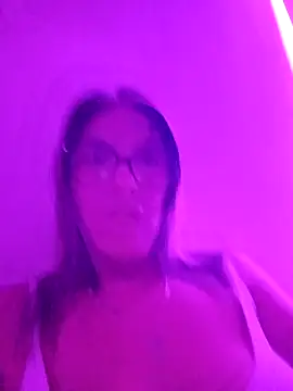 Snapshot of Silreinadorada chatting on 10, 3, 2026 Silreinadorada online show from 10, 3, 2026