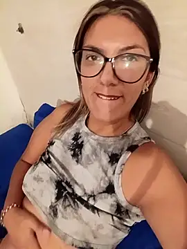 Snapshot of Silreinadorada chatting on 15, 3, 2026 Silreinadorada online show from 15, 3, 2026