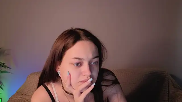 Snapshot of parrot_kisha chatting on 28, 5, 2026 parrot kisha online show from 28, 5, 2026