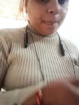 Snapshot of taniya0 chatting on 14, 3, 2026 taniya0 online show from 14, 3, 2026