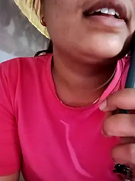 Snapshot of taniya0 chatting on 18, 3, 2026 taniya0 online show from 18, 3, 2026