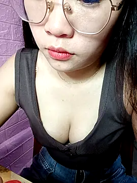 Snapshot of Eye-squirt chatting on 21, 2, 2026 Eye-squirt online show from 21, 2, 2026