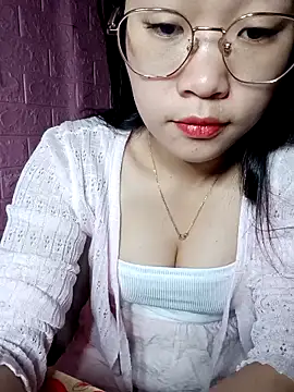 Snapshot of Eye-squirt chatting on 7, 3, 2026 Eye-squirt online show from 7, 3, 2026