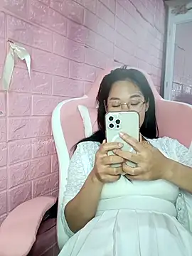 Snapshot of Eye-squirt chatting on 8, 3, 2026 Eye-squirt online show from 8, 3, 2026