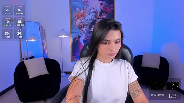 JulietteMoreau online show from 10, 7, 2026