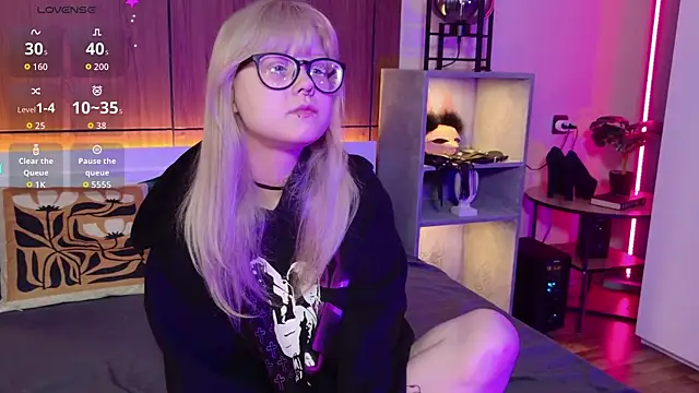 MoliQin online show from 19, 4, 2026