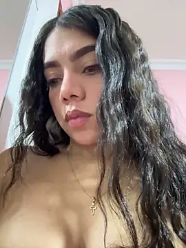 Luna rousse26 online show from 6, 6, 2026