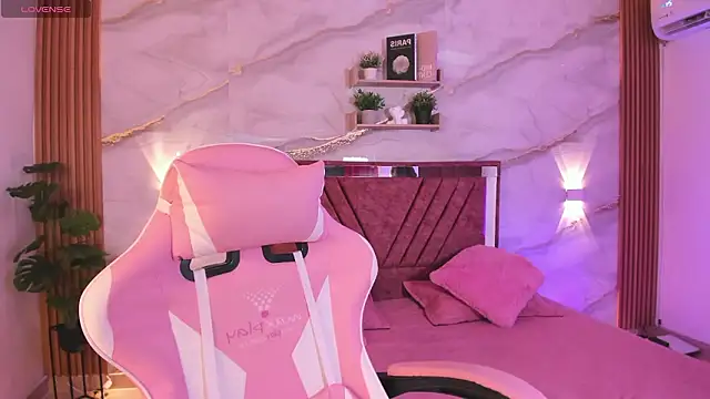 your whore Salome online show from 19, 3, 2026