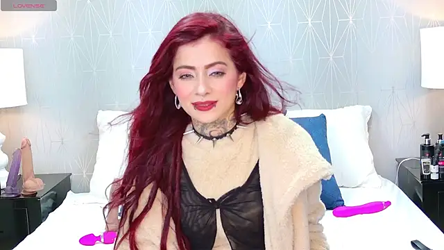 Snapshot of AntonellaEscudero chatting on 2, 7, 2026 AntonellaEscudero online show from 2, 7, 2026
