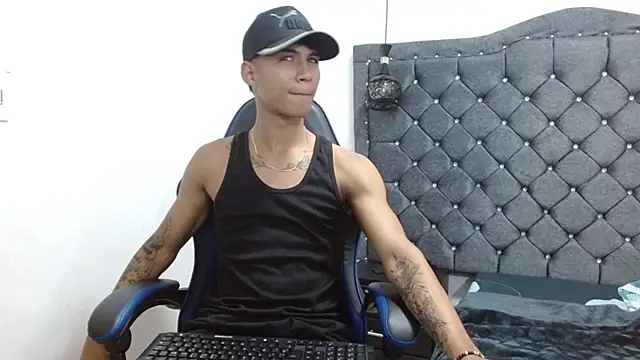 Snapshot of luka_big18 chatting on 21, 3, 2026 luka big18 online show from 21, 3, 2026