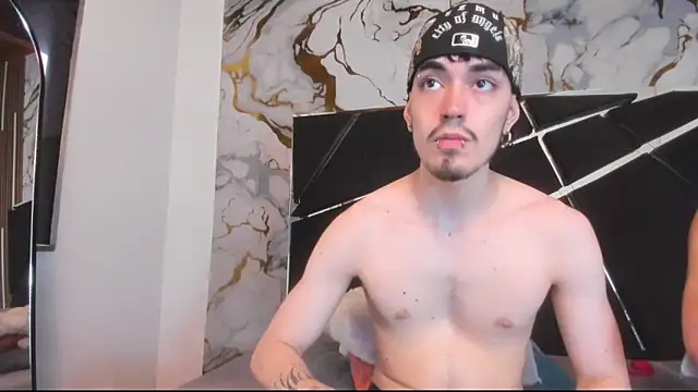 Couple In Heat online show from 24, 3, 2026