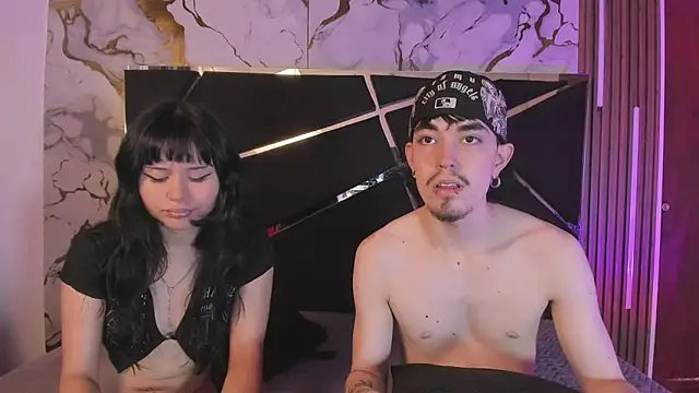 Couple In Heat online show from 7, 5, 2026