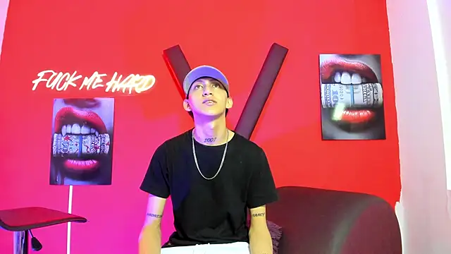 Snapshot of BOYS_PLAY chatting on 18, 3, 2026 BOYS PLAY online show from 18, 3, 2026