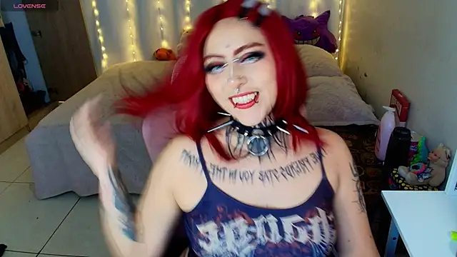 maliciaXpoison online show from 30, 4, 2026