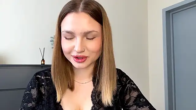 PledHoly online show from 4, 3, 2026