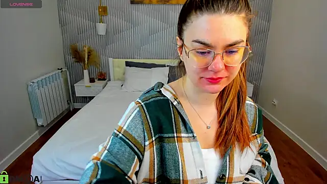 Snapshot of zoe_j0y chatting on 17, 3, 2026 zoe j0y online show from 17, 3, 2026