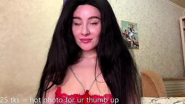 ToriHellberg online show from 4, 3, 2026