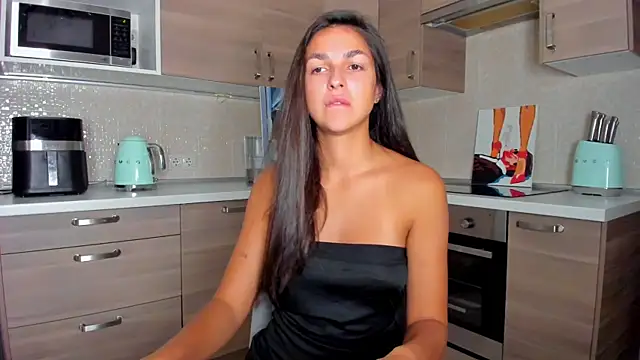 Snapshot of AngelGabe chatting on 8, 5, 2026 AngelGabe online show from 8, 5, 2026