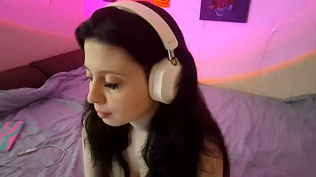 Snapshot of MindyMinty chatting on 6, 3, 2026 MindyMinty online show from 6, 3, 2026