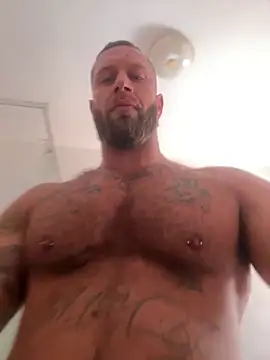 Snapshot of Tiziano94 chatting on 19, 5, 2026 Tiziano94 online show from 19, 5, 2026
