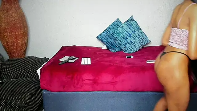 Snapshot of Mimirosexxx chatting on 5, 3, 2026 Mimirosexxx online show from 5, 3, 2026