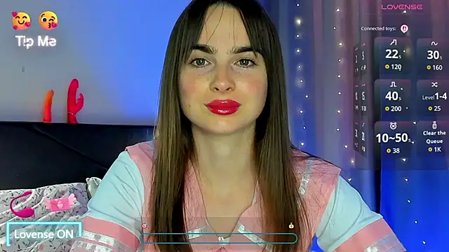 megann fox2 online show from 12, 7, 2026
