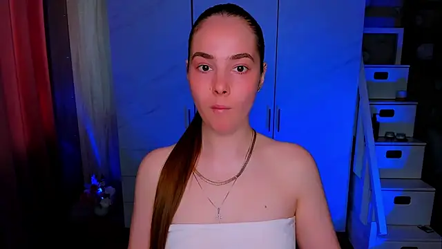 Maddy Wood  online show from 3, 5, 2026