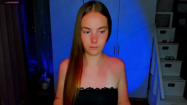 Snapshot of Maddy_Wood_ chatting on 23, 6, 2026 Maddy Wood online show from 23, 6, 2026