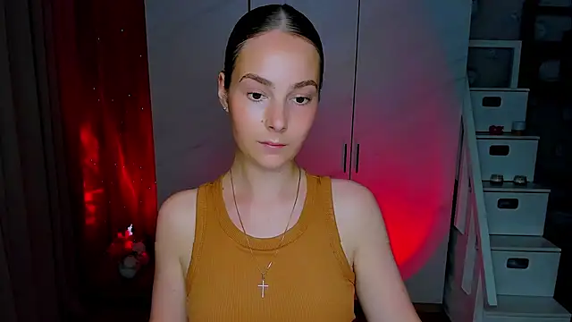 Snapshot of Maddy_Wood_ chatting on 11, 7, 2026 Maddy Wood online show from 11, 7, 2026