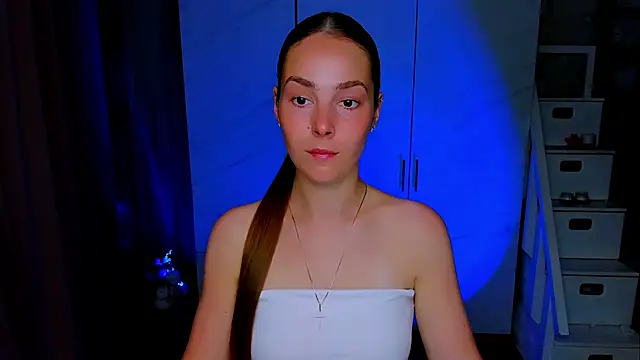 Snapshot of Maddy_Wood_ chatting on 29, 7, 2026 Maddy Wood online show from 29, 7, 2026