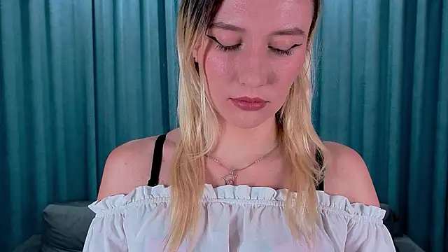 Snapshot of AshleyySchwartz chatting on 11, 3, 2026 AshleyySchwartz online show from 11, 3, 2026