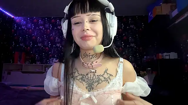 Snapshot of Luna_Sohotti chatting on 8, 3, 2026 Luna Sohotti online show from 8, 3, 2026