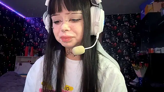 Snapshot of Luna_Sohotti chatting on 9, 3, 2026 Luna Sohotti online show from 9, 3, 2026