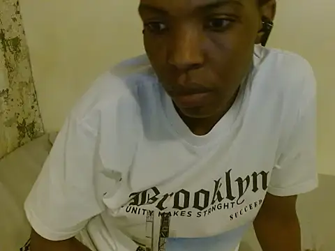 ChocoSlenderXXX online show from 25, 7, 2026