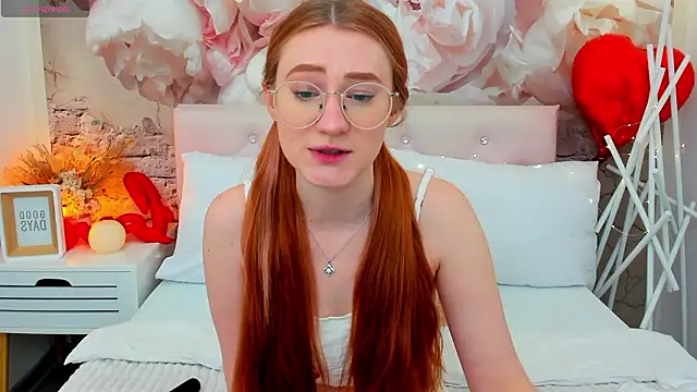 Snapshot of TinaHarp chatting on 14, 3, 2026 TinaHarp online show from 14, 3, 2026