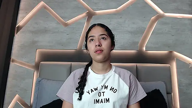 SilkNyx online show from 12, 3, 2026