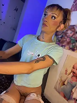 Snapshot of celeste_hell_ chatting on 4, 7, 2026 celeste hell online show from 4, 7, 2026