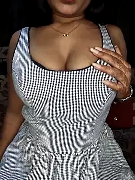 Snapshot of LINNI_3 chatting on 21, 3, 2026 LINNI 3 online show from 21, 3, 2026