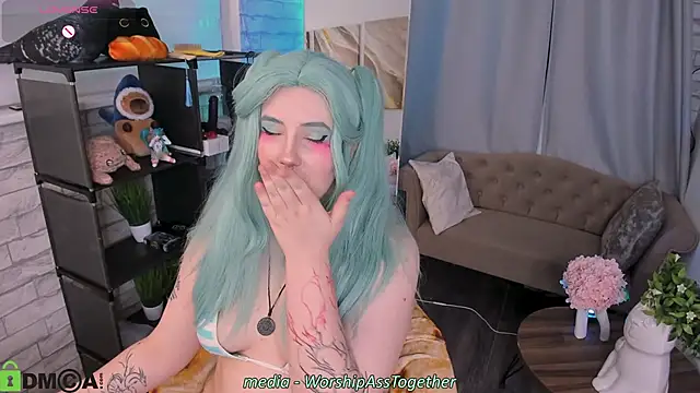 candy yeah online show from 28, 4, 2026