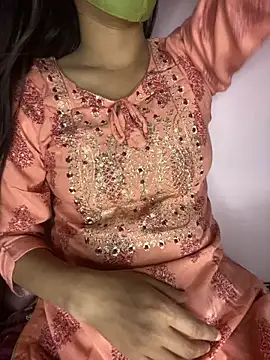 Snapshot of roshni_malhotra chatting on 27, 3, 2026 roshni malhotra online show from 27, 3, 2026