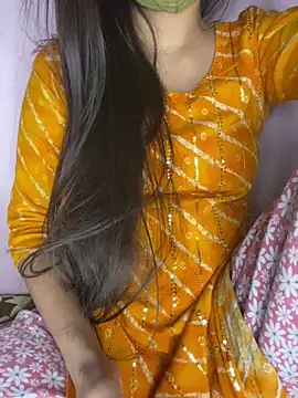 Snapshot of roshni_malhotra chatting on 29, 3, 2026 roshni malhotra online show from 29, 3, 2026