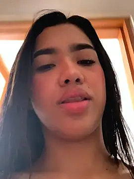 Snapshot of Lily_em chatting on 28, 7, 2026 Lily em online show from 28, 7, 2026